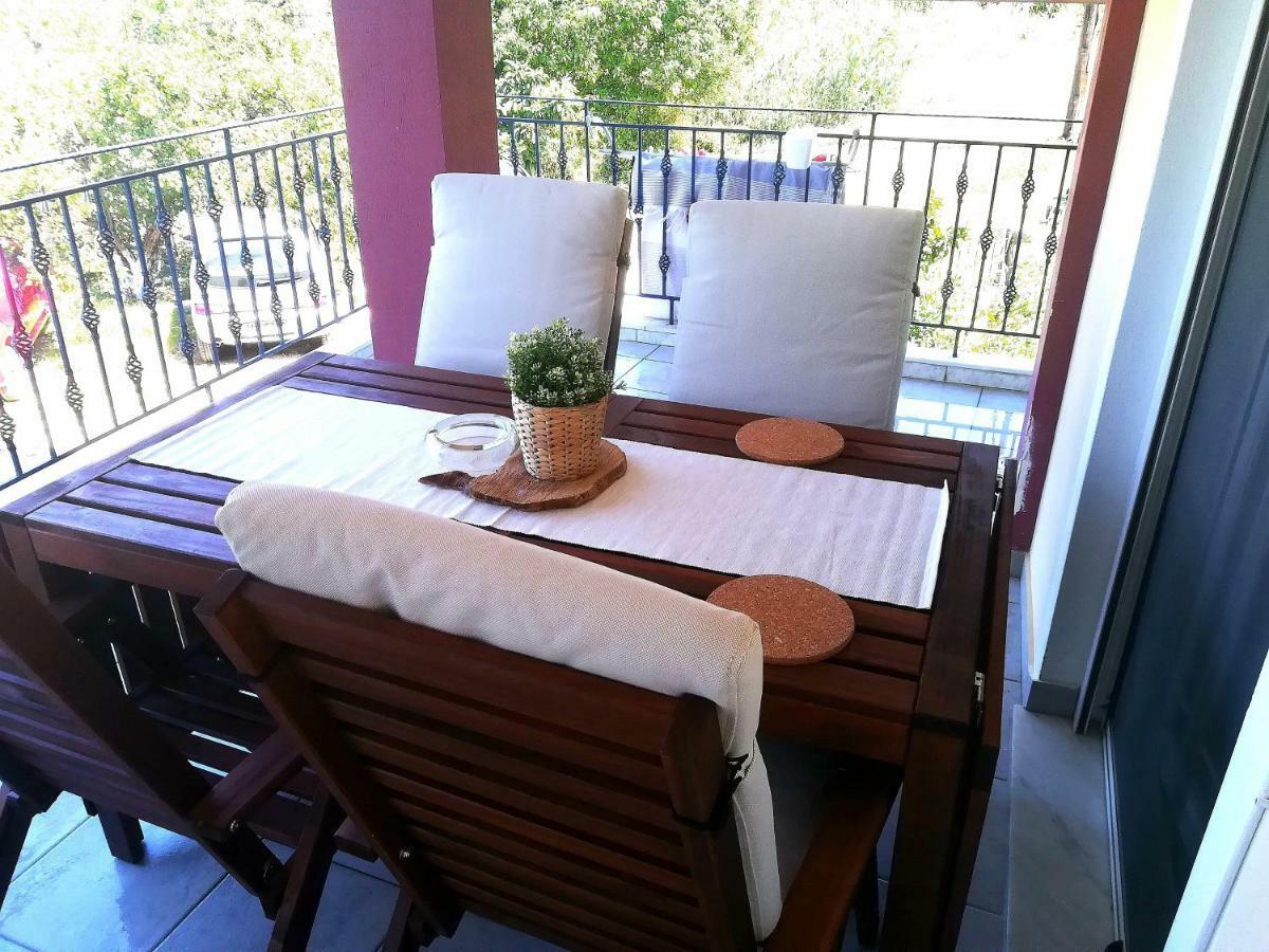 Katerina'S Appartement Nikiana Ngoại thất bức ảnh